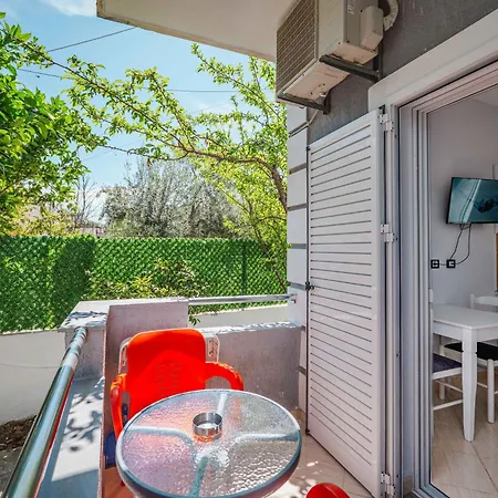 Nomia Apartament