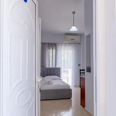 Nomia Apartmán *