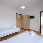 Apartment Nomia *