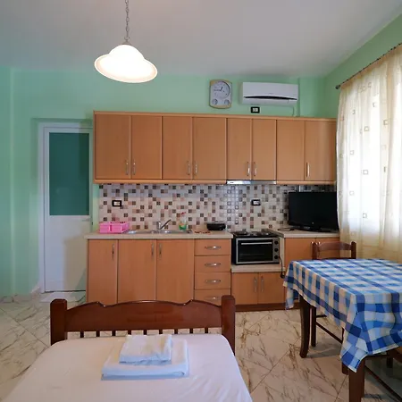 Vila Babuli Apartment Ksamil