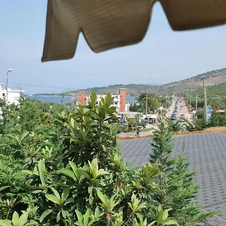 Vila Babuli Apartment Ksamil