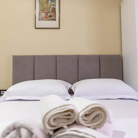 Nomia Apartment *