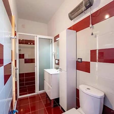 Nomia Apartment *
